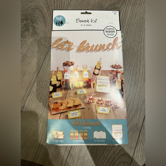 Party kits ~! 🥳🍷🎉 - Picture 1 of 4